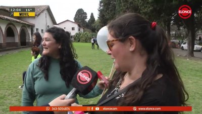 Docente se jubil&oacute; tras 21 a&ntilde;os y recibi&oacute; una emotiva sorpresa